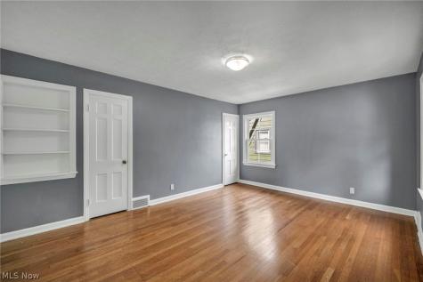 3012 Keswick Road Cleveland OH 44120