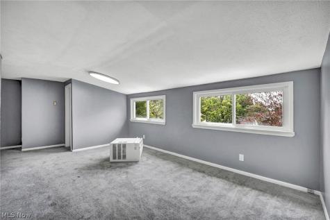 3012 Keswick Road Cleveland OH 44120