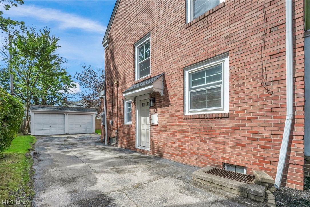 3012 Keswick Road Cleveland OH 44120