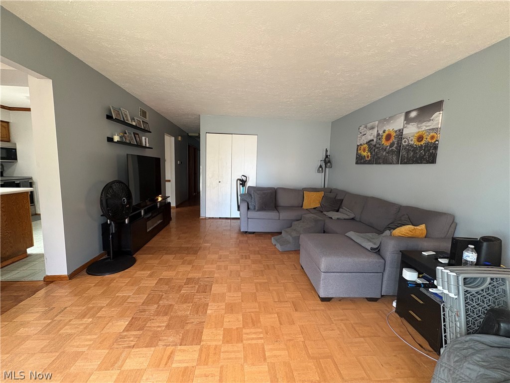 492 Franklin Avenue Cuyahoga Falls OH 44221