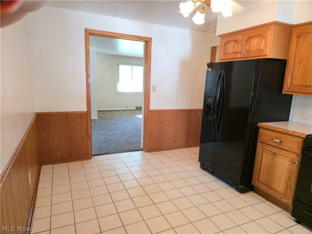 976 N Pasadena Avenue Elyria OH 44035