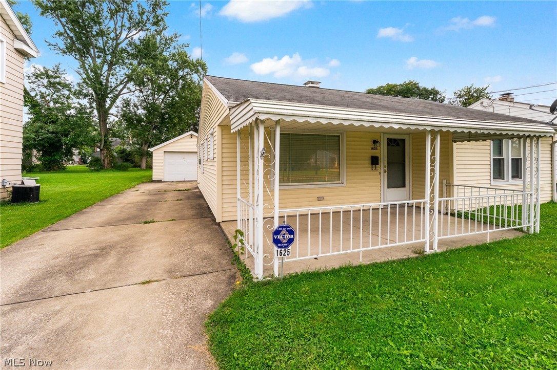 1625 Everett Avenue Youngstown OH 44514