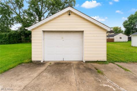 1625 Everett Avenue Youngstown OH 44514