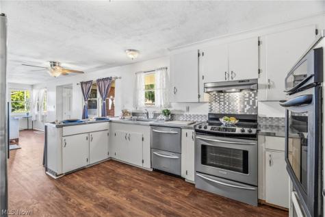 820 Harmon Street SW North Canton OH 44720