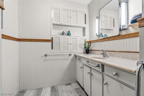 820 Harmon Street SW North Canton OH 44720