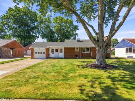 820 Harmon Street SW North Canton OH 44720