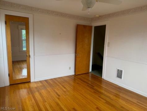 2614 E Erie Avenue Lorain OH 44052