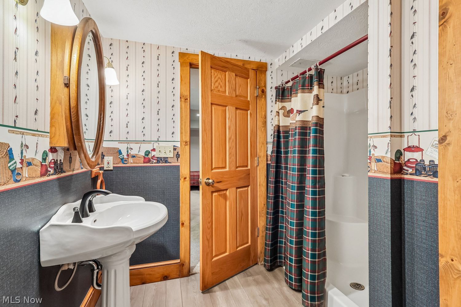 611 W Point Drive Akron OH 44333