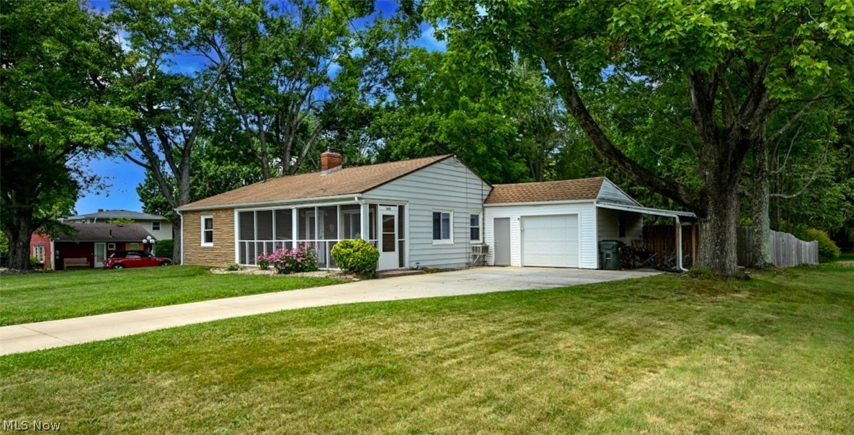 3437 Heckman Street NW Uniontown OH 44685
