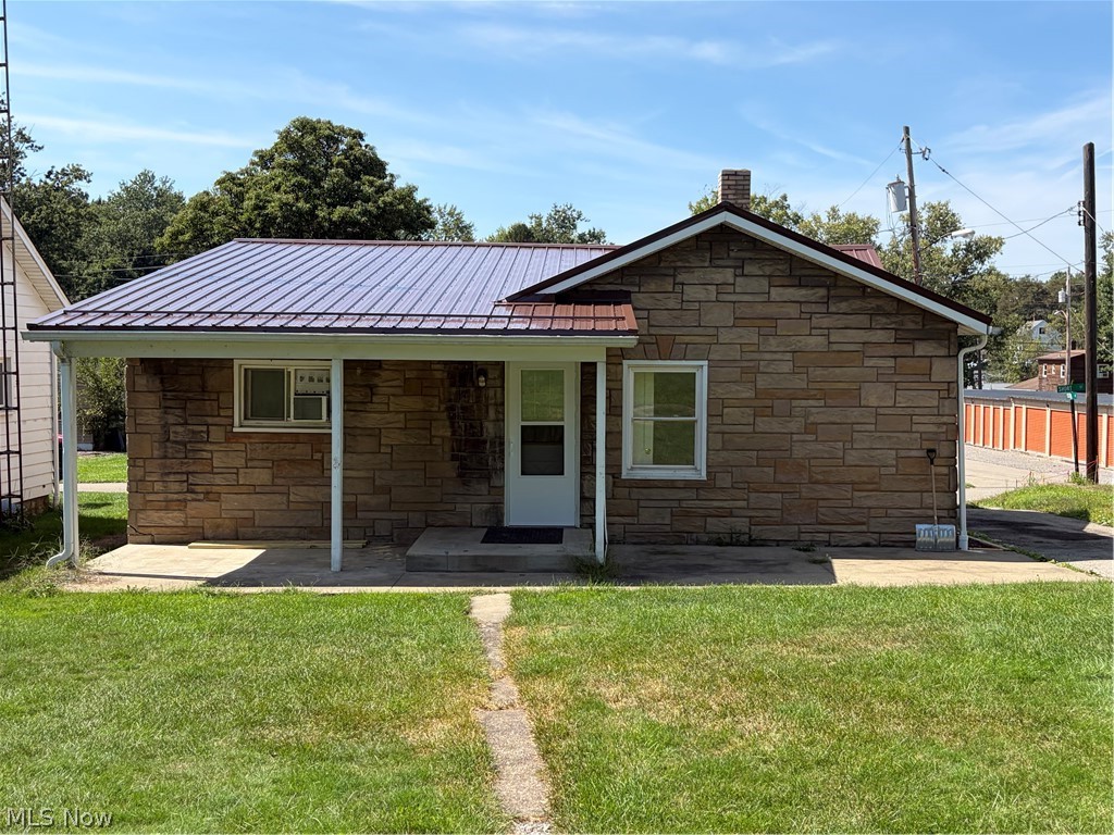 200 Short Street East Palestine OH 44413