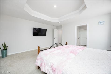 38488 Briar Lakes Drive Avon OH 44011