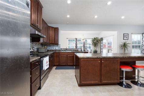 38488 Briar Lakes Drive Avon OH 44011