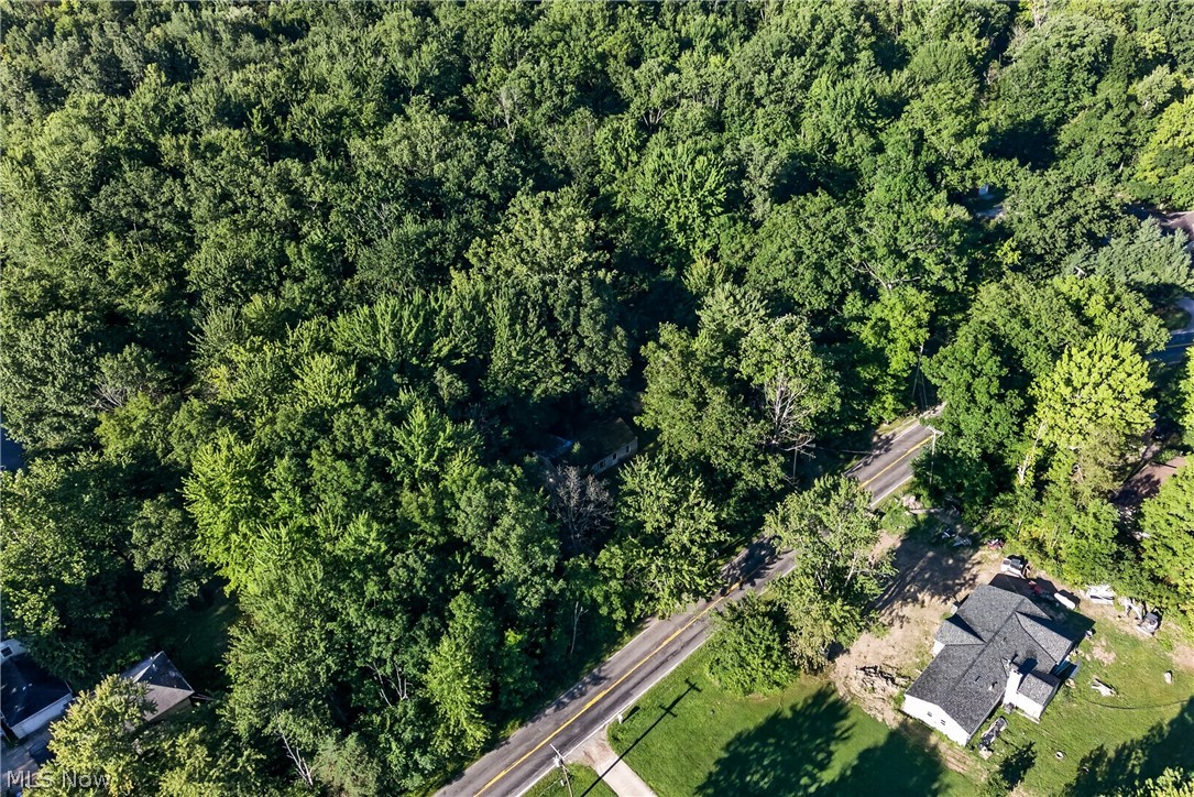 2686 Mennonite Road Mantua OH 44255