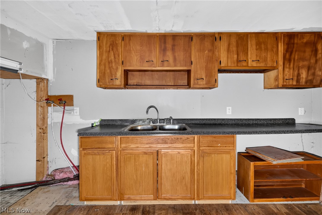2686 Mennonite Road Mantua OH 44255