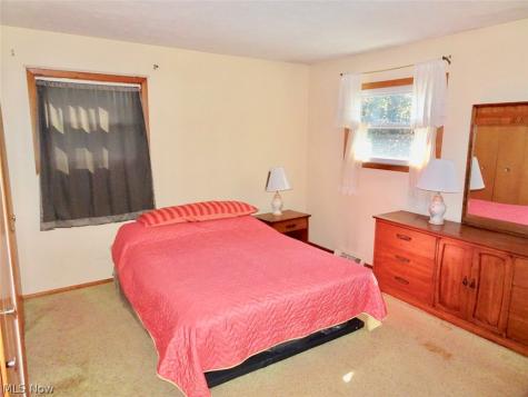 6905 Day Drive Parma OH 44129