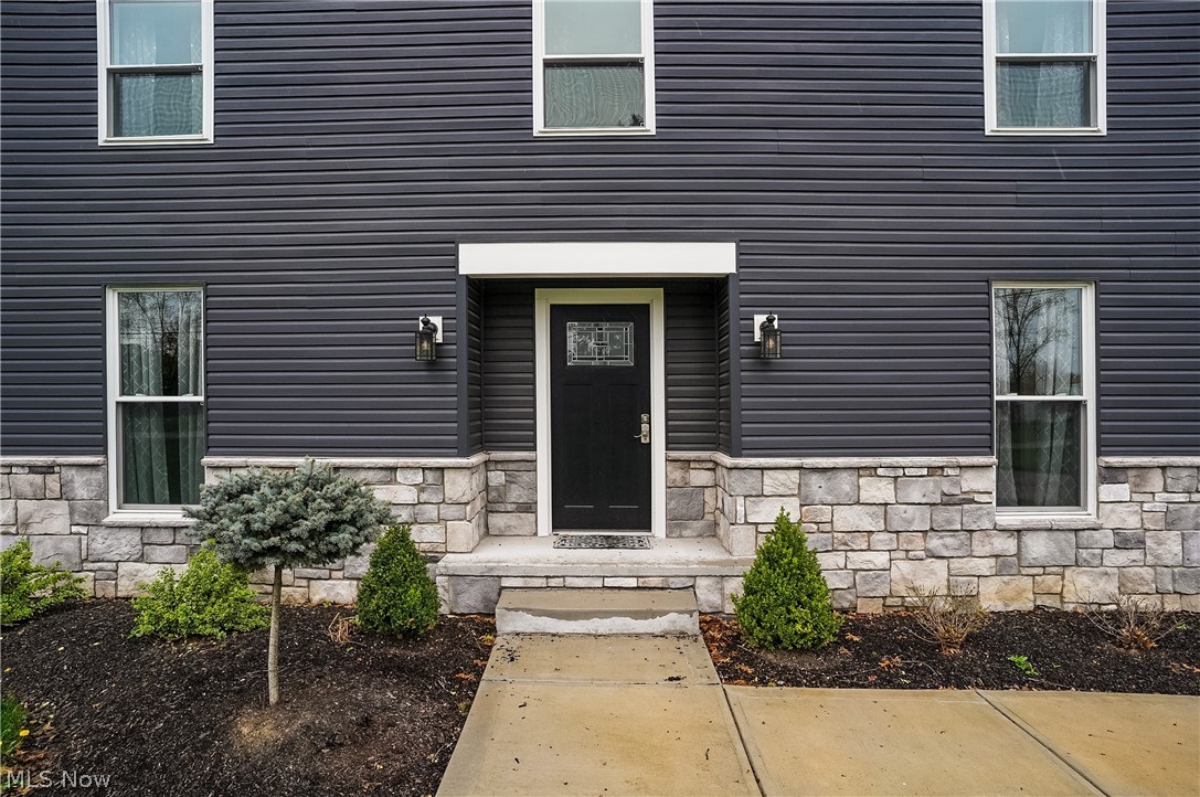 5433 Fleetwood Avenue NW Canton OH 44718