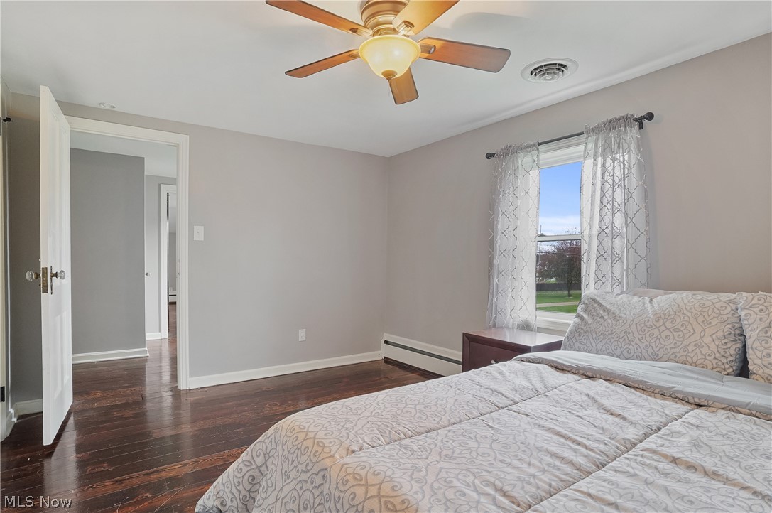 5433 Fleetwood Avenue NW Canton OH 44718