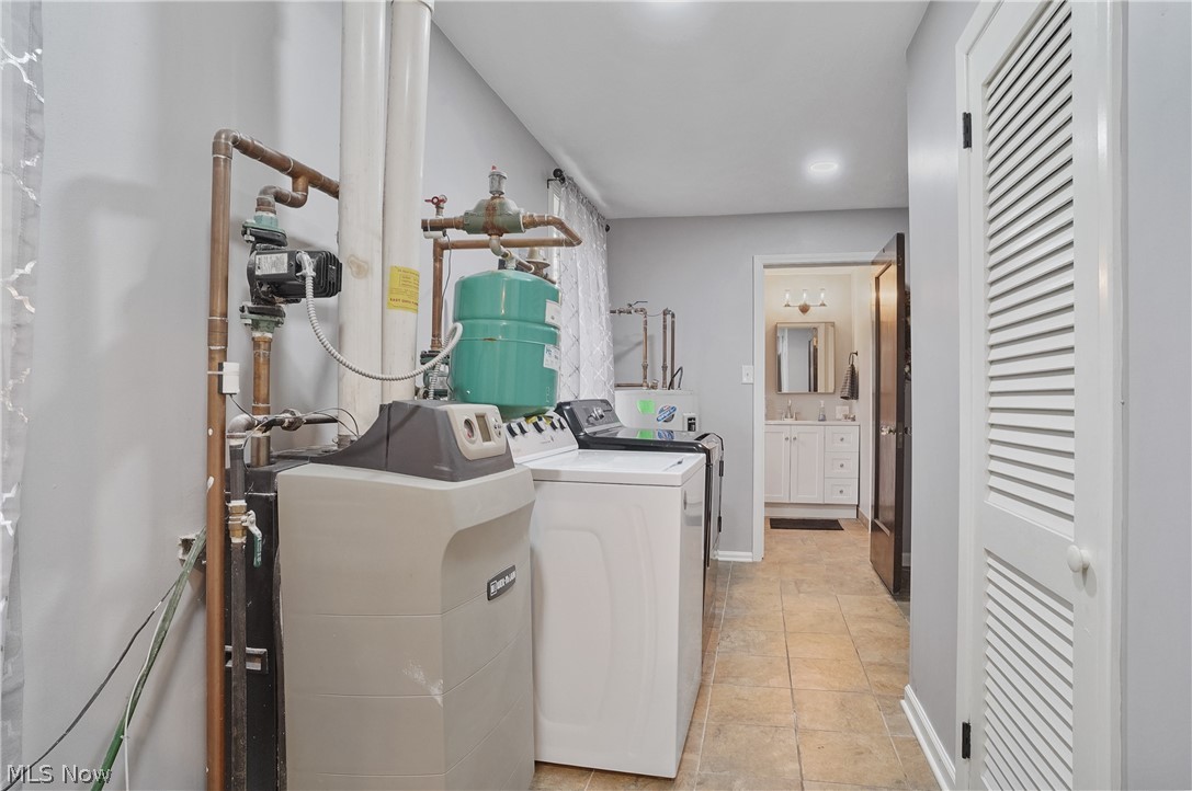 5433 Fleetwood Avenue NW Canton OH 44718