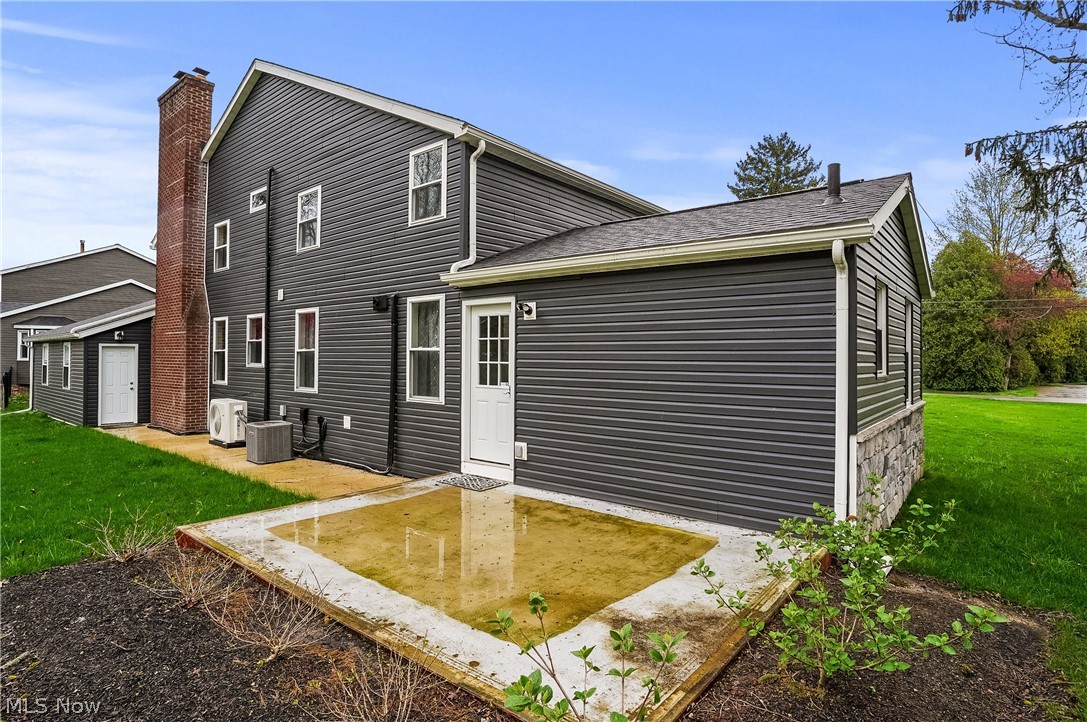 5433 Fleetwood Avenue NW Canton OH 44718