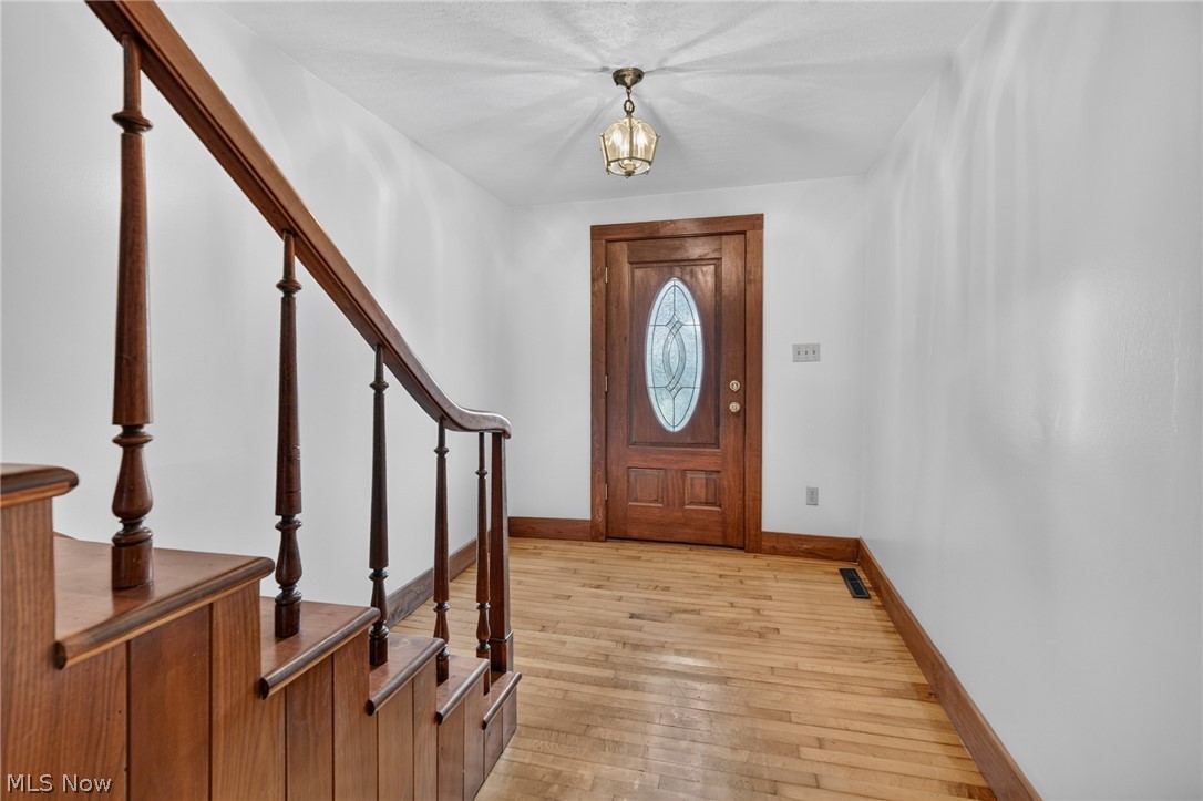 3199 State Route 7 Fowler OH 44418