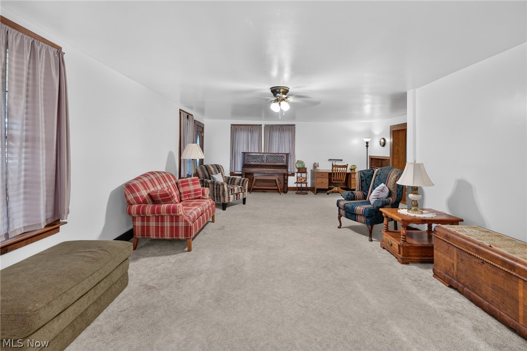3199 State Route 7 Fowler OH 44418