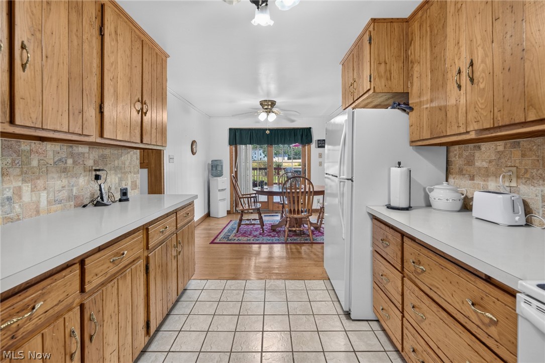 3199 State Route 7 Fowler OH 44418