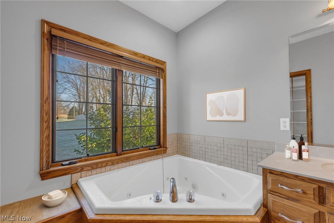 24235 Ridge Road East Rochester OH 44625