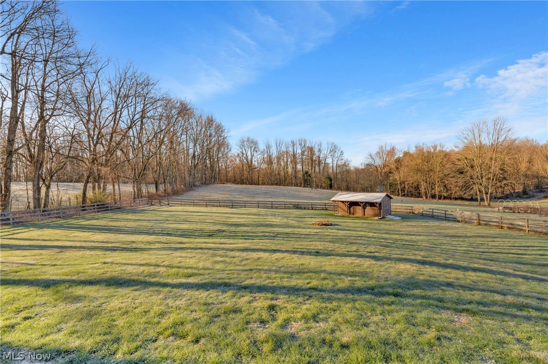24235 Ridge Road East Rochester OH 44625