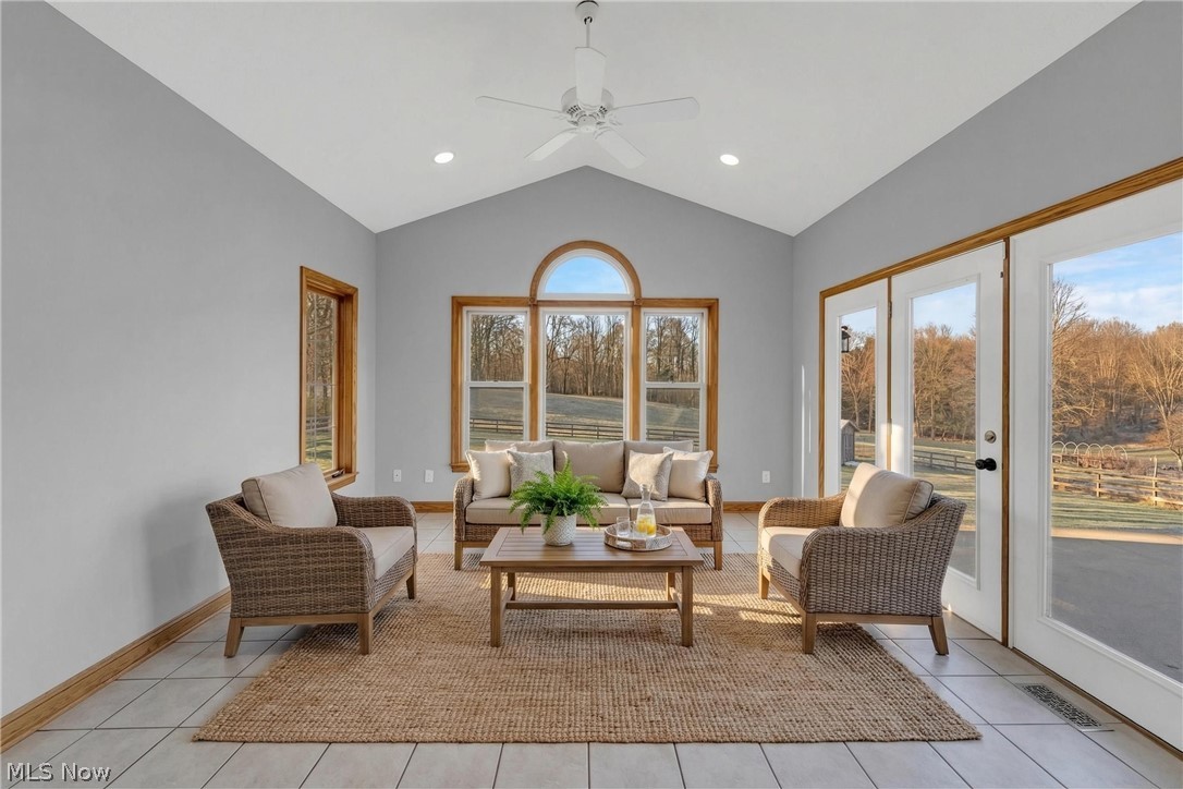24235 Ridge Road East Rochester OH 44625