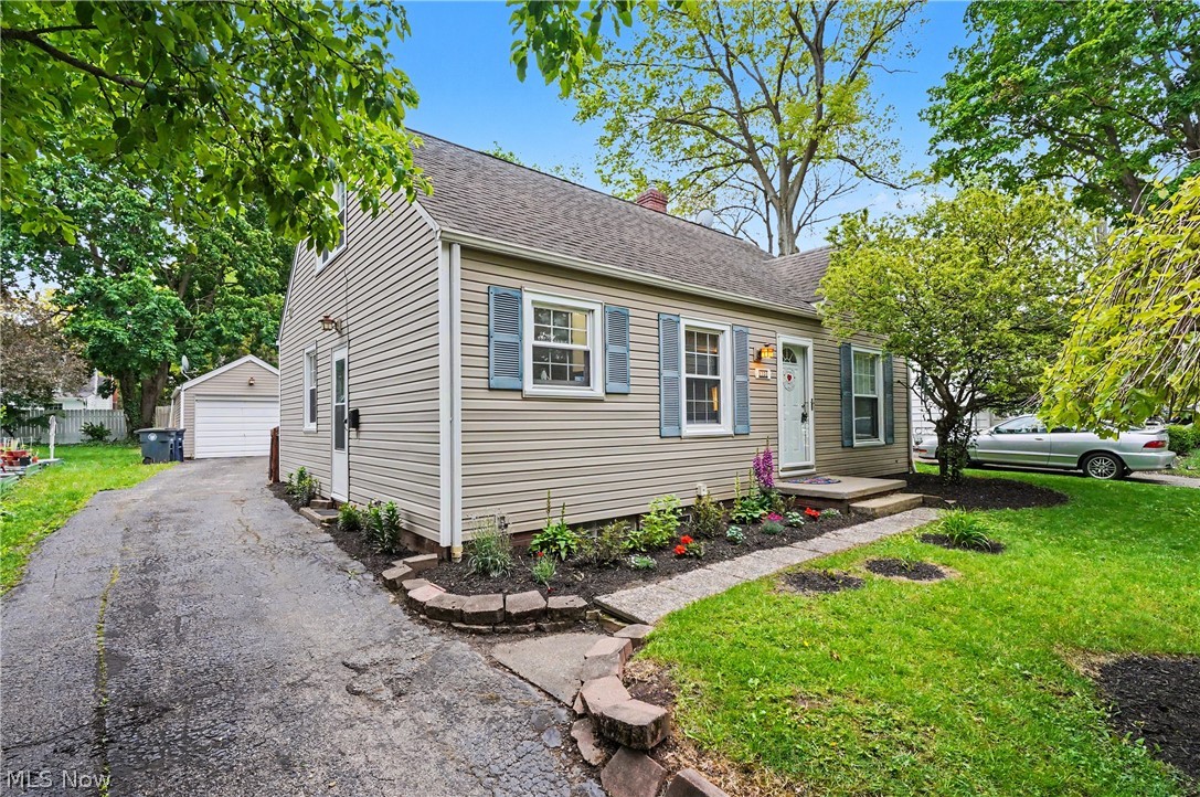 131 Sheldon Drive Akron OH 44313