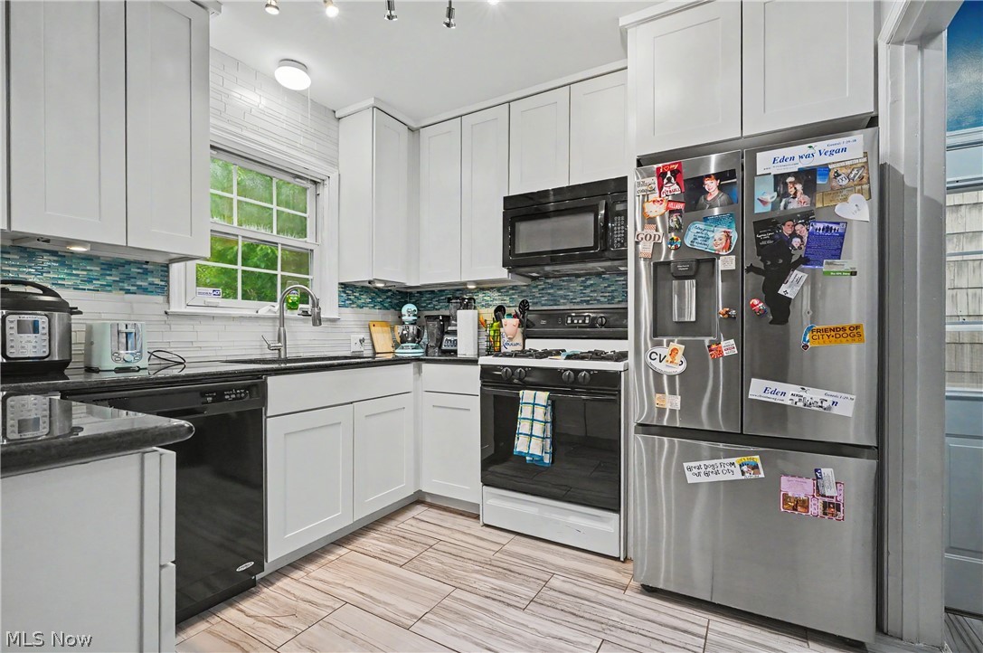 131 Sheldon Drive Akron OH 44313