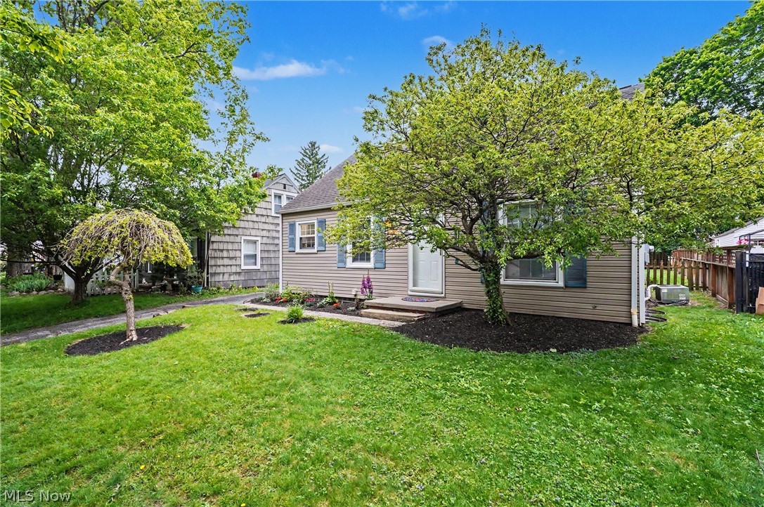 131 Sheldon Drive Akron OH 44313