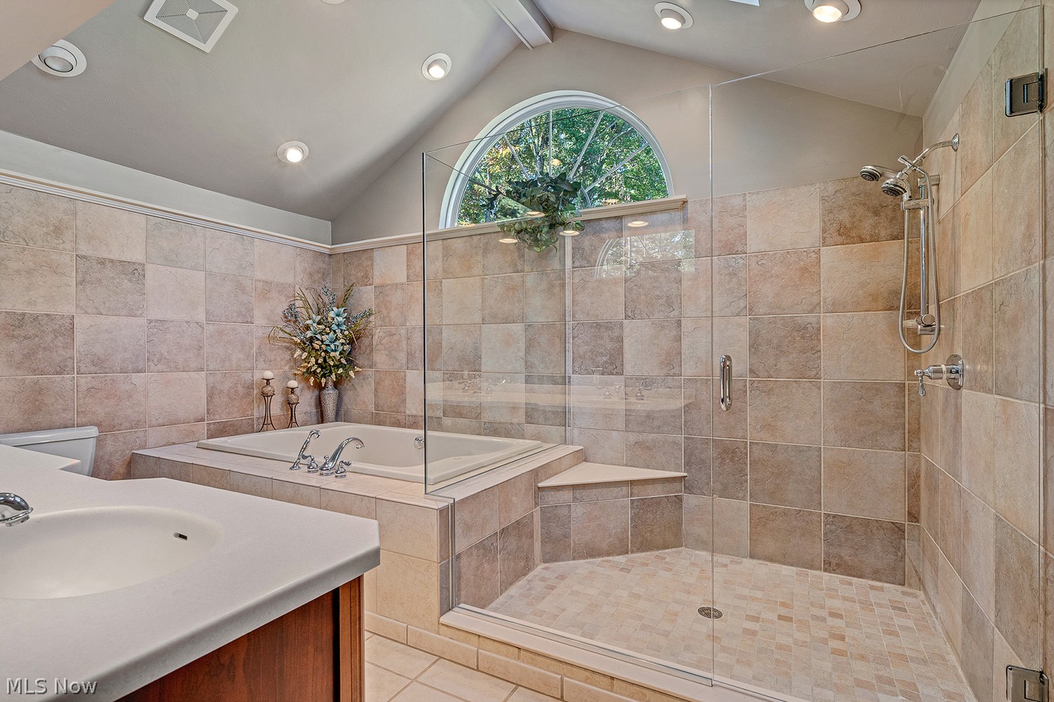 4746 S Raccoon Road Canfield OH 44406