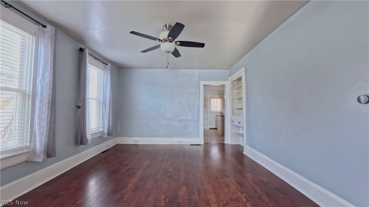1703 Commerce Street Wellsville OH 43968