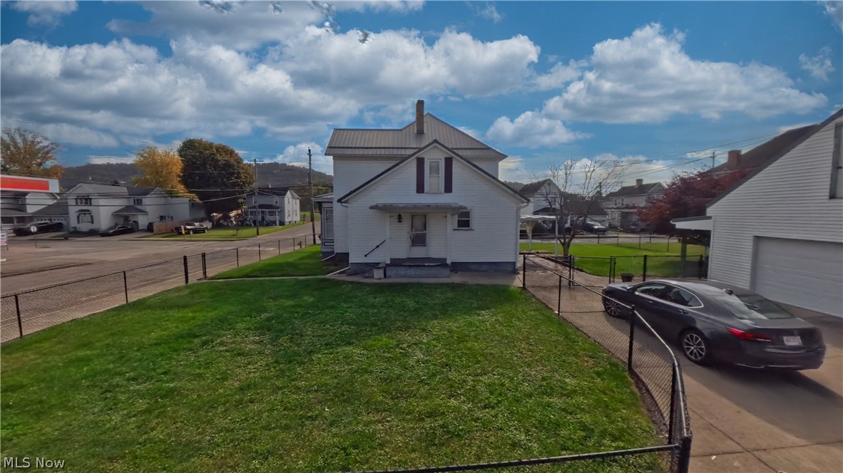 1703 Commerce Street Wellsville OH 43968
