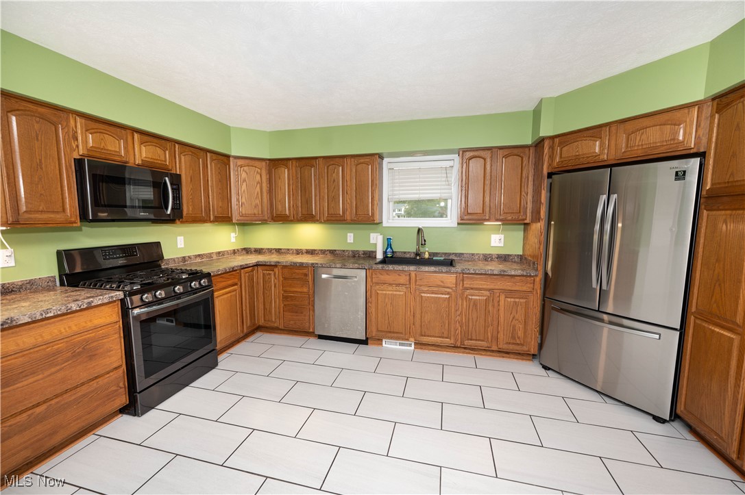 6484 Elmwood Road Mentor OH 44060