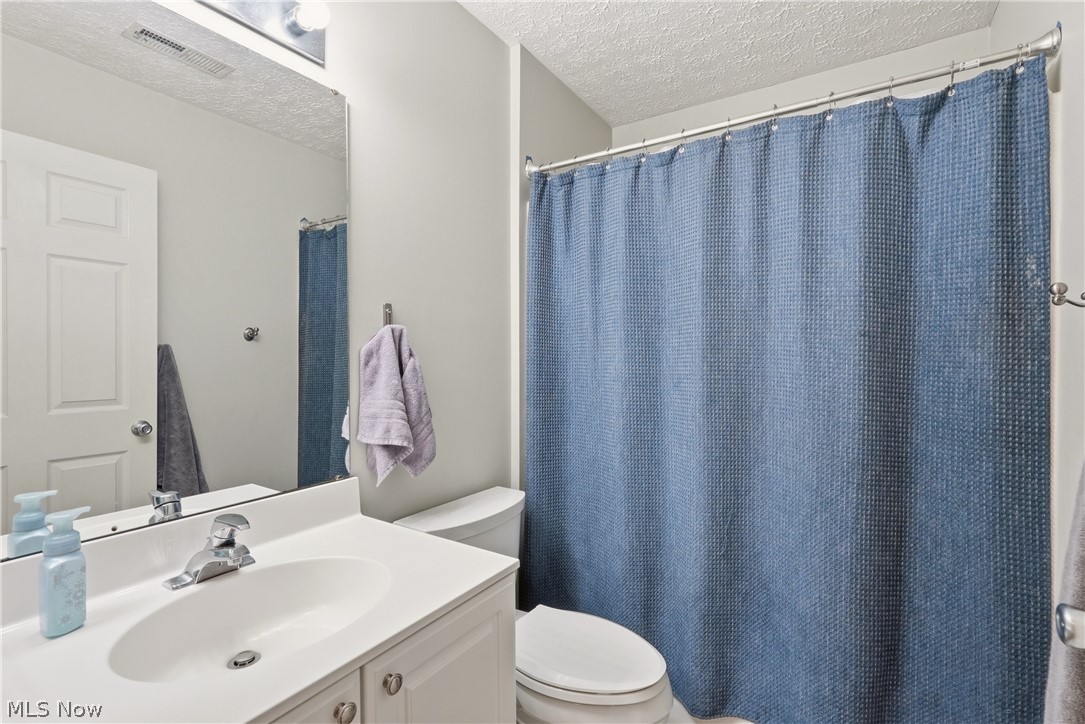 9181 Millstream Circle Olmsted Falls OH 44138