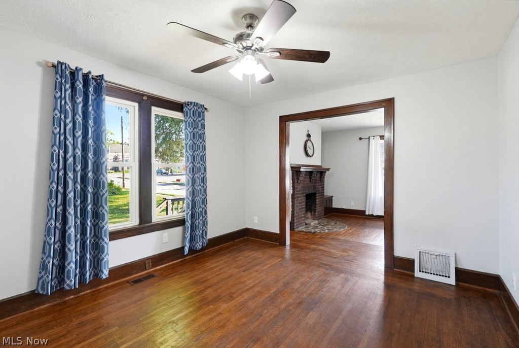 204 N Liberty Street Minerva OH 44657