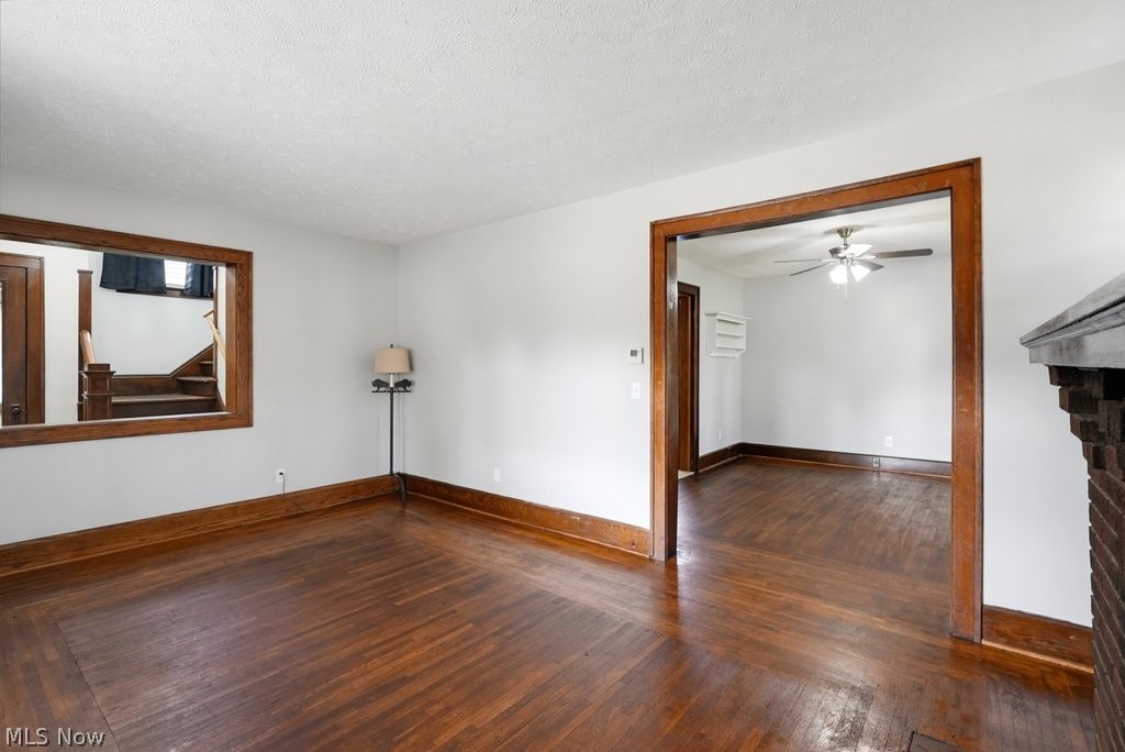 204 N Liberty Street Minerva OH 44657