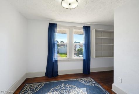 204 N Liberty Street Minerva OH 44657