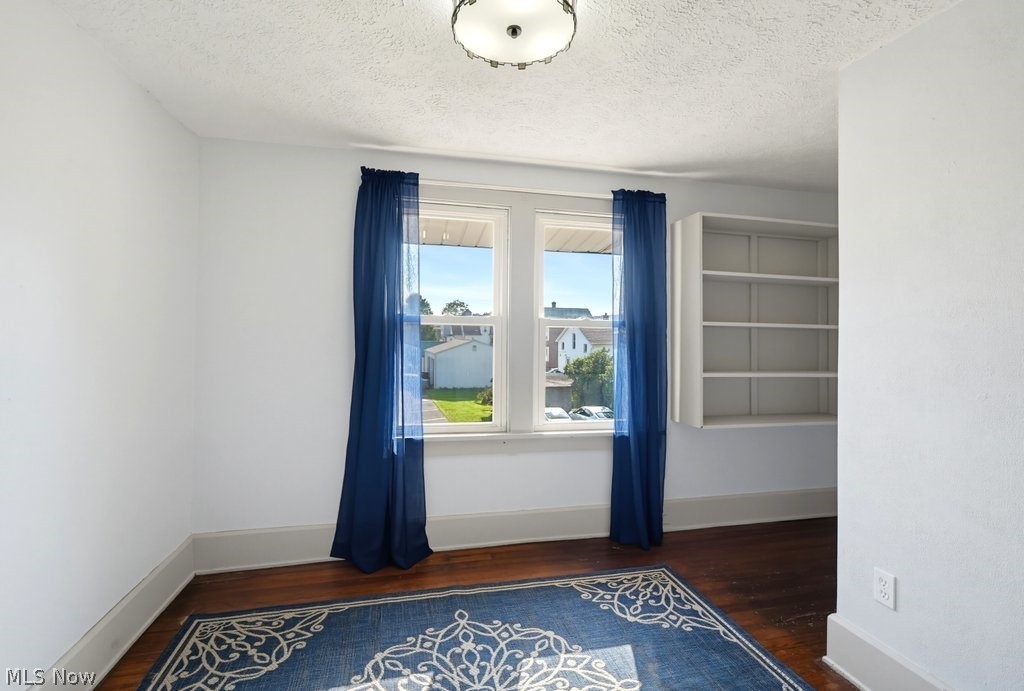 204 N Liberty Street Minerva OH 44657