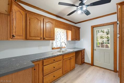 204 N Liberty Street Minerva OH 44657