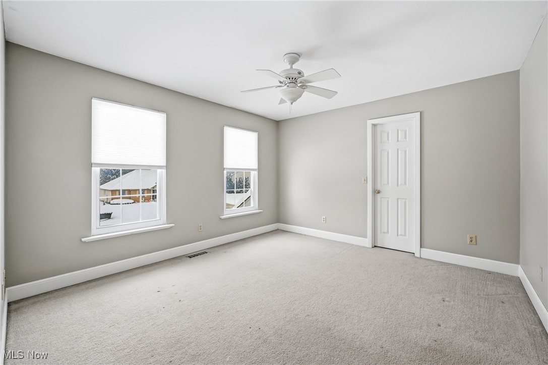 103 Westwind Warren OH 44484