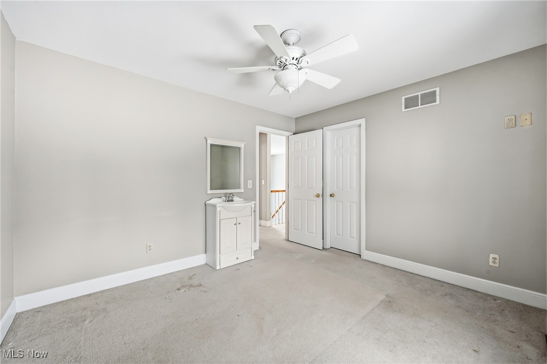 103 Westwind Warren OH 44484