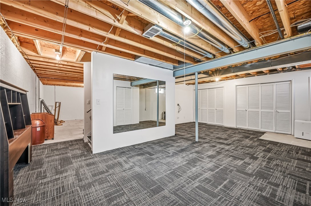 103 Westwind Warren OH 44484