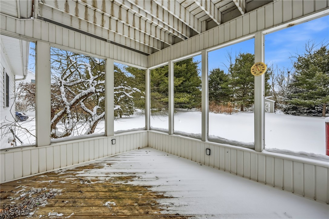 103 Westwind Warren OH 44484