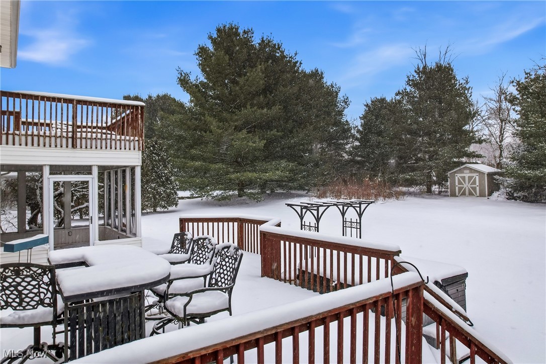 103 Westwind Warren OH 44484
