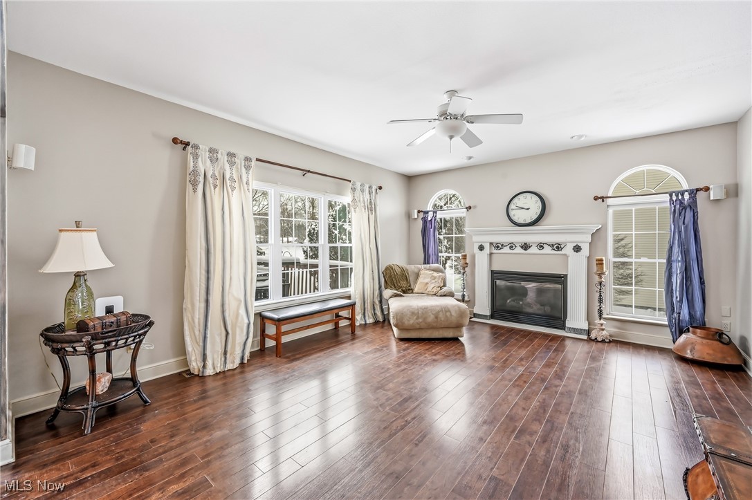 103 Westwind Warren OH 44484