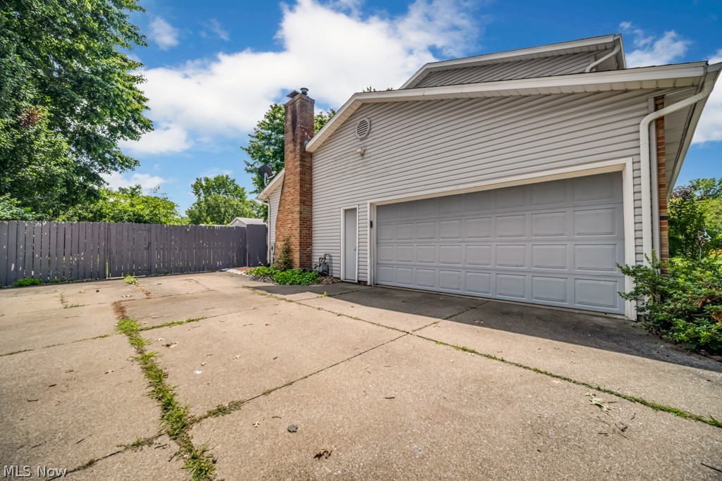 731 Redwood Drive Canal Fulton OH 44614