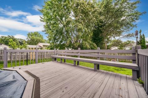 731 Redwood Drive Canal Fulton OH 44614